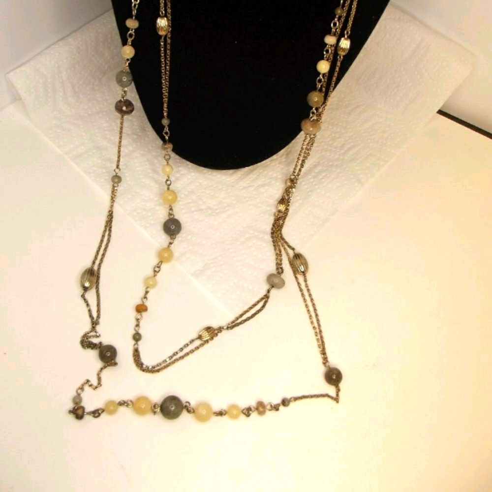 White House Black Market Necklace